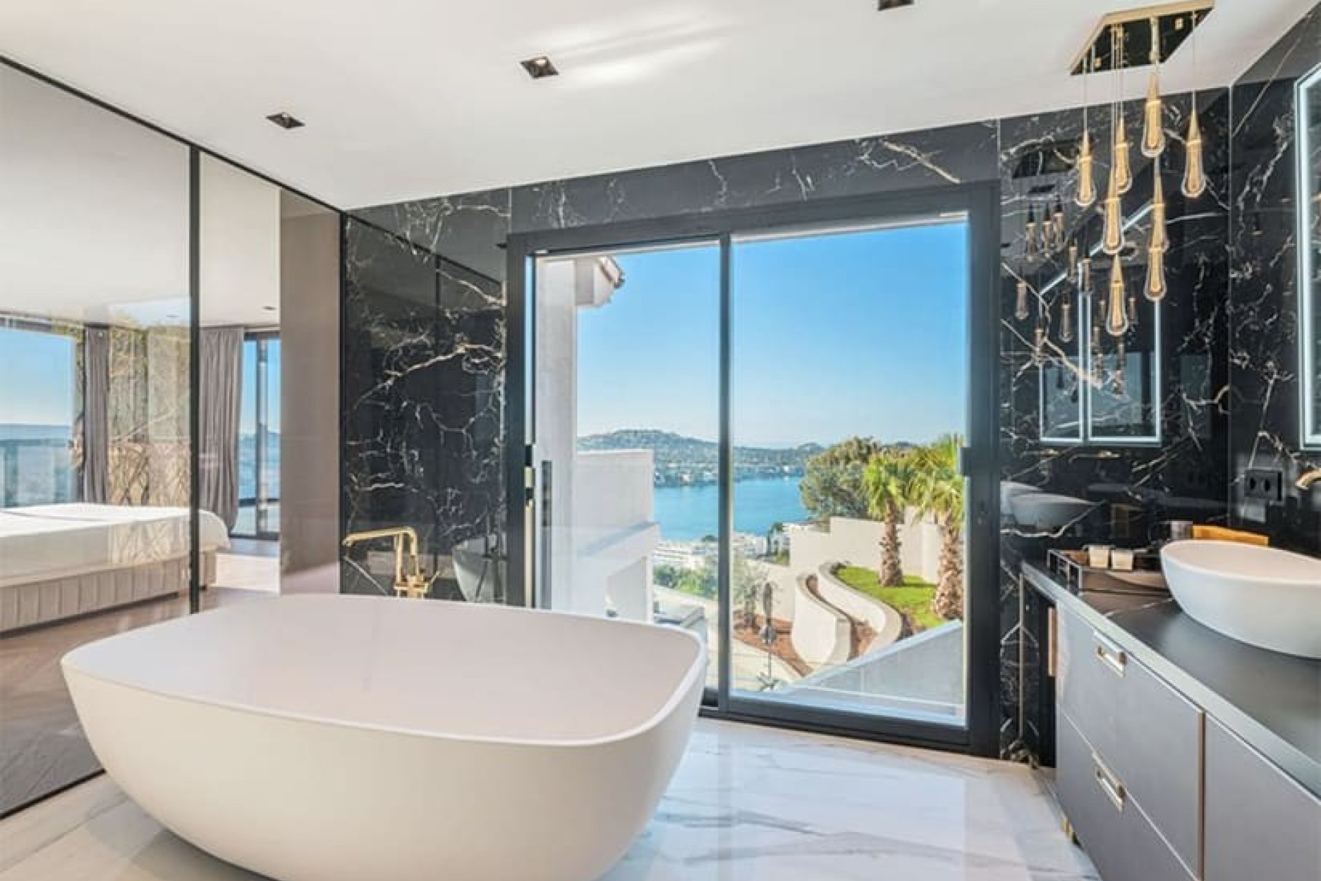 Resale - Villa - Santa Ponsa