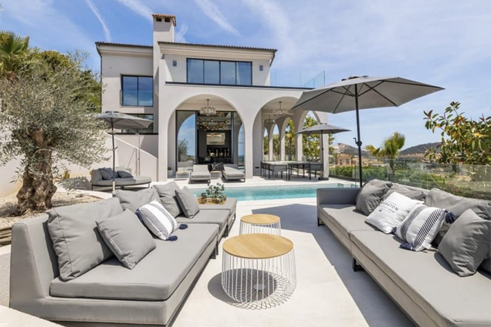 Resale - Villa - Santa Ponsa