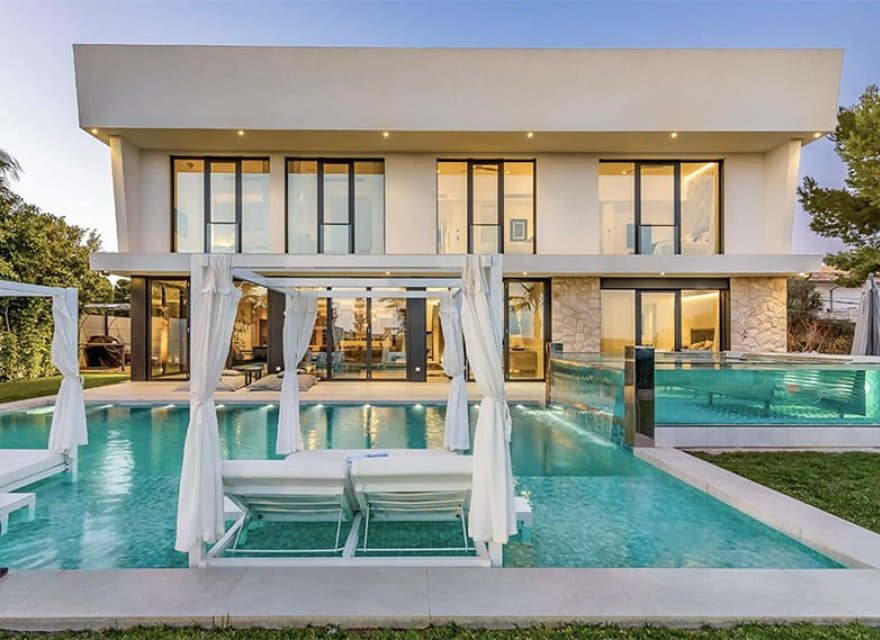 Resale - Villa - Santa Ponsa