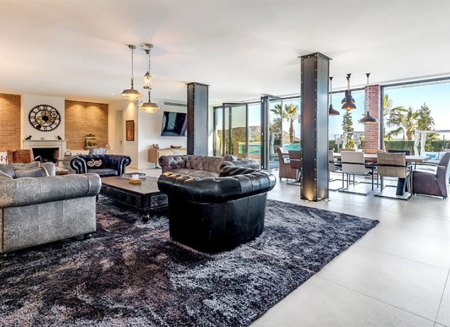 Resale - Villa - Santa Ponsa