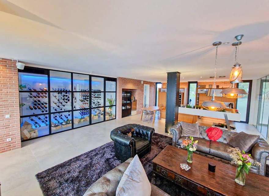 Resale - Villa - Santa Ponsa