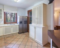 Resale - Villa - Santa Ponsa