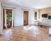 Resale - Villa - Santa Ponsa