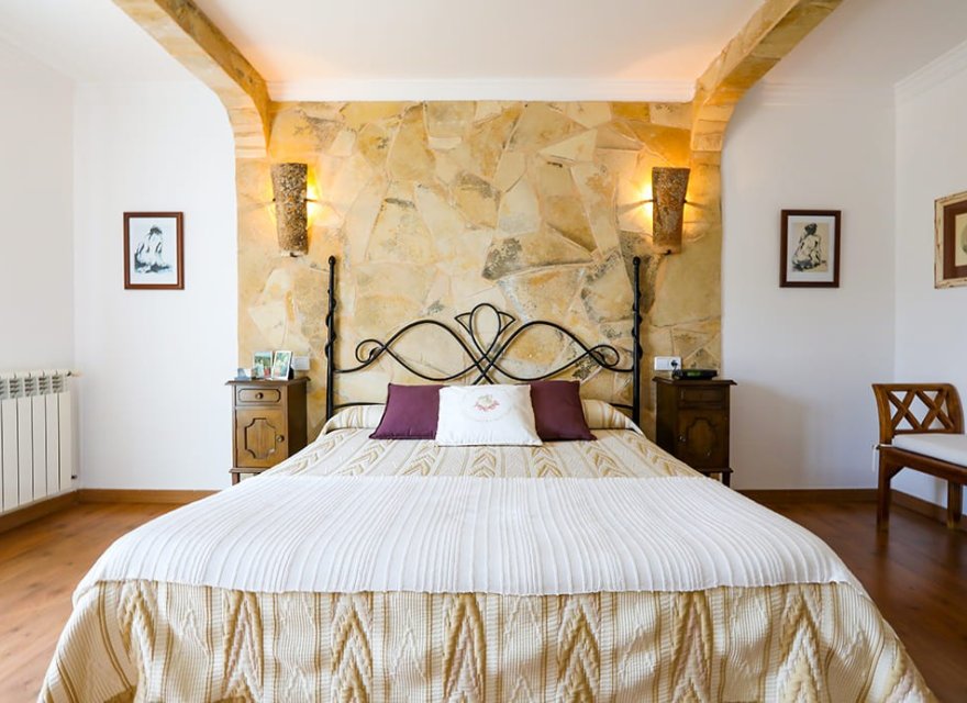 Resale - Villa - Santa Ponsa