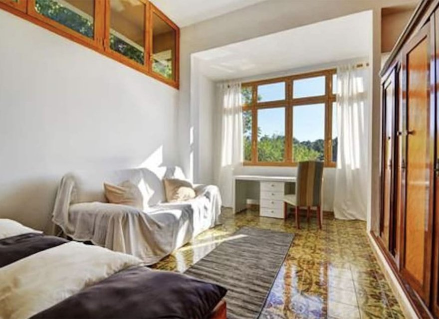 Resale - Villa - Santa Ponsa