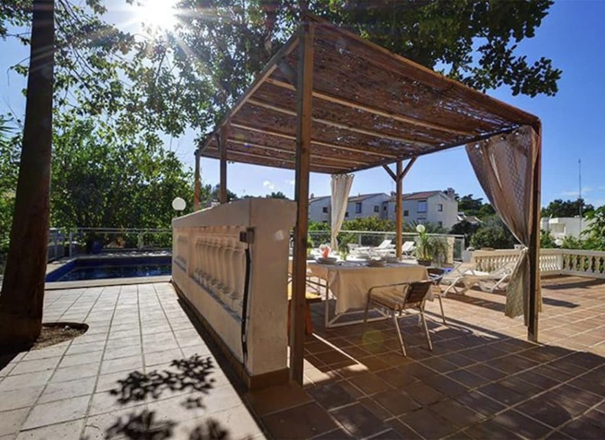 Resale - Villa - Santa Ponsa