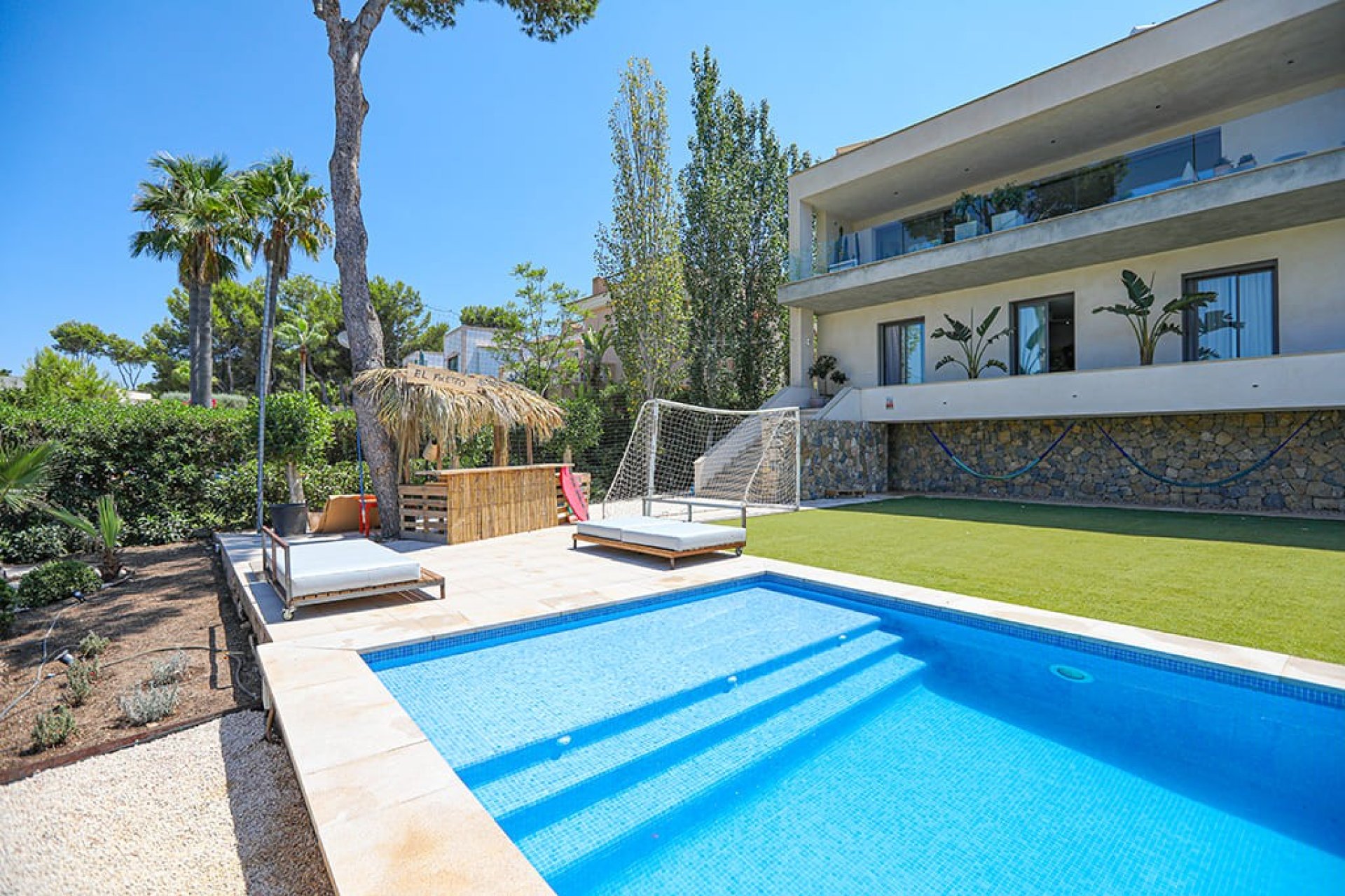 Resale - Villa - Santa Ponsa