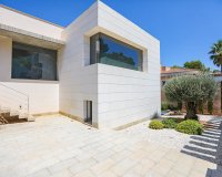 Resale - Villa - Santa Ponsa