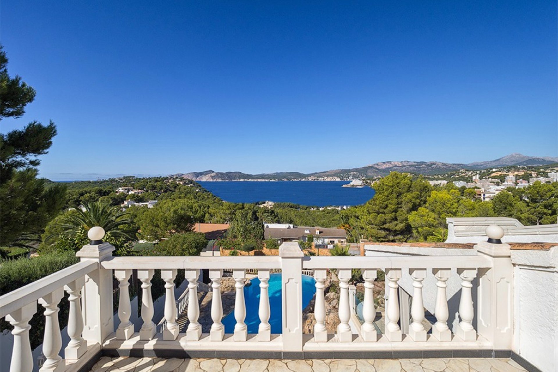 Resale - Villa - Santa Ponsa