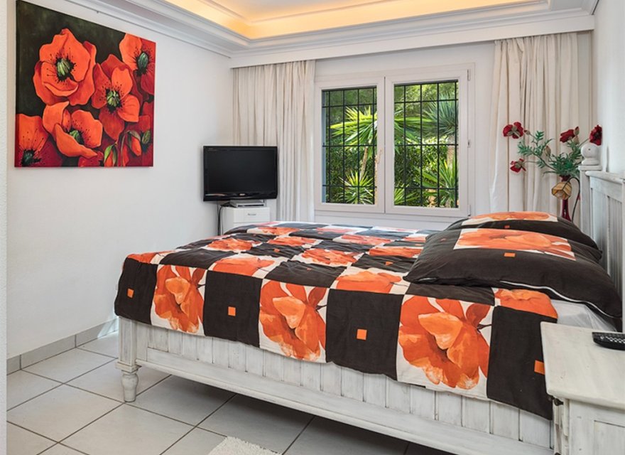 Resale - Villa - Santa Ponsa