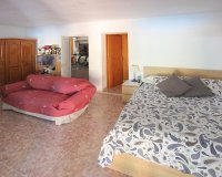 Resale - Villa - Santa Ponsa