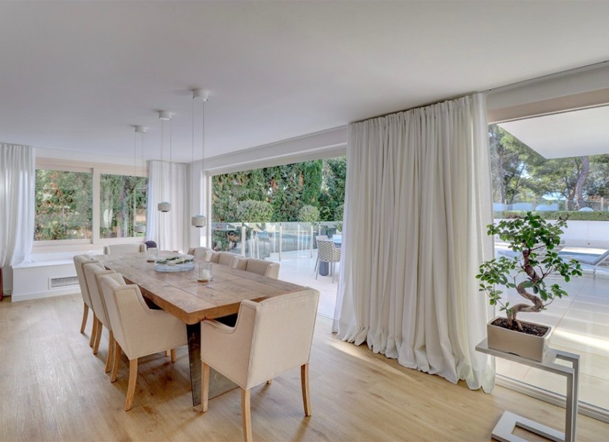 Resale - Villa - Santa Ponsa