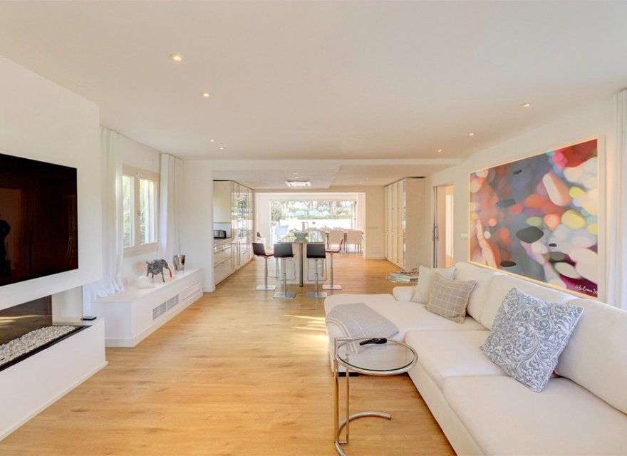 Resale - Villa - Santa Ponsa