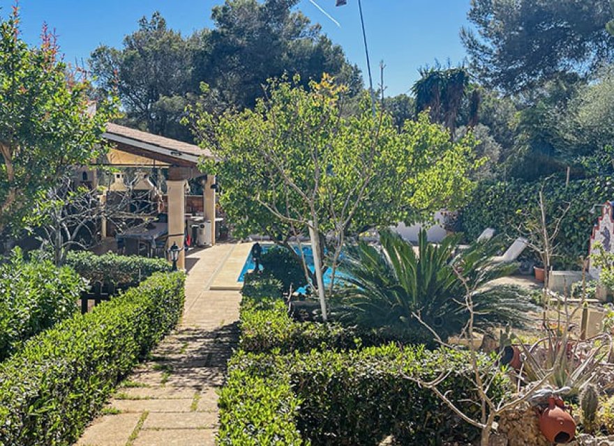 Resale - Villa - Santa Ponsa