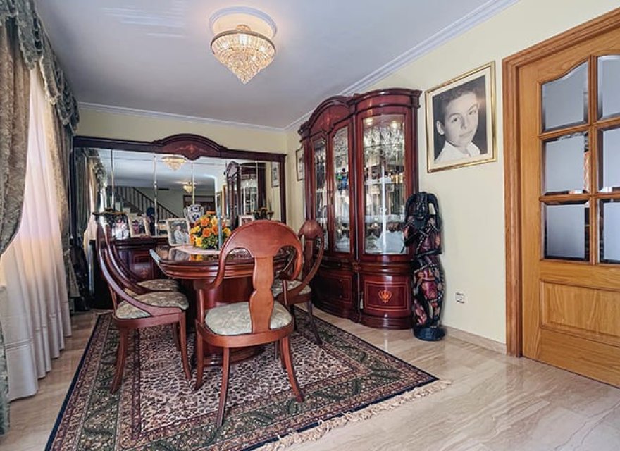 Resale - Villa - Santa Ponsa