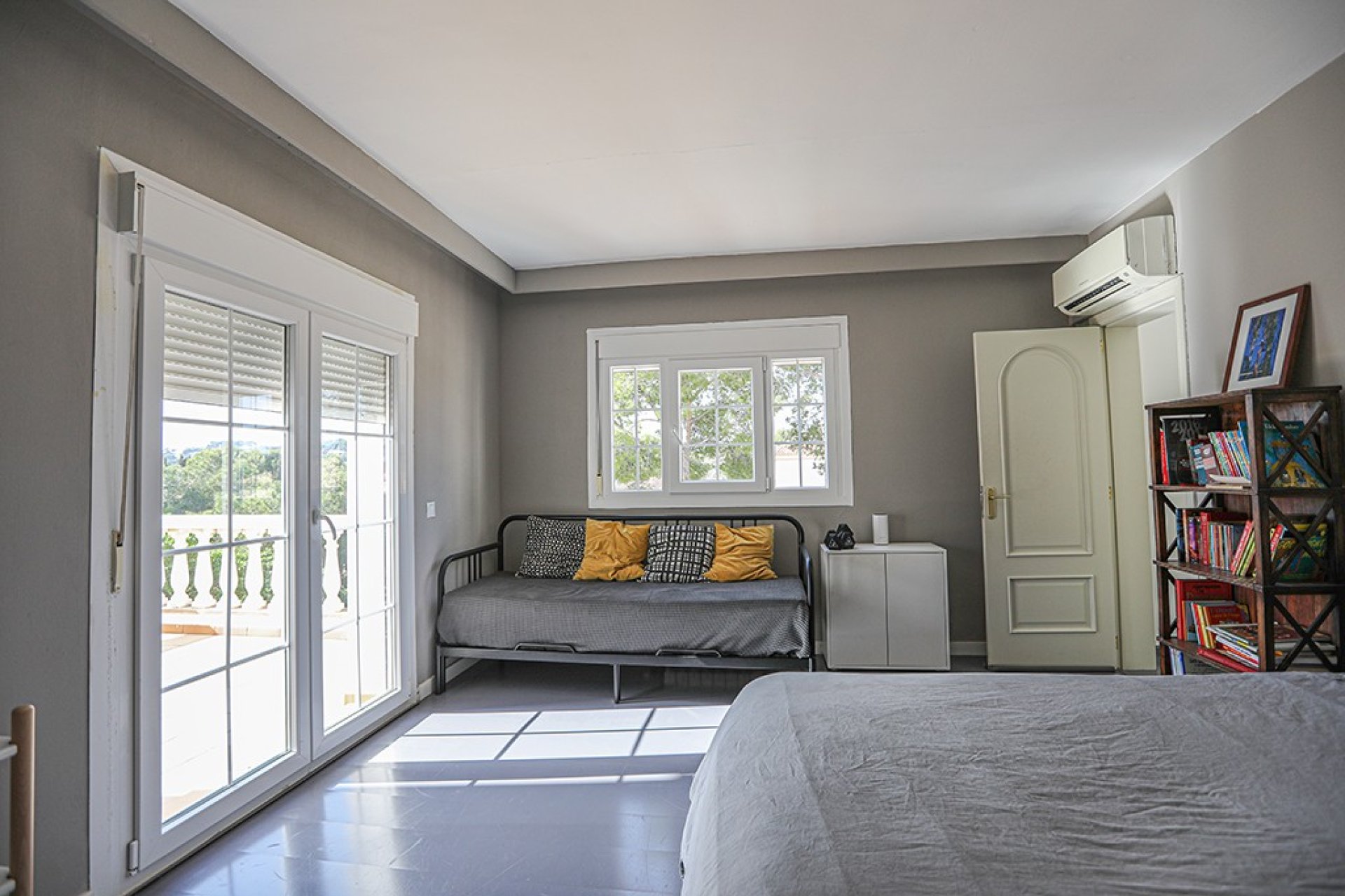 Resale - Villa - Santa Ponsa