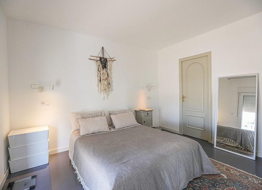 Resale - Villa - Santa Ponsa