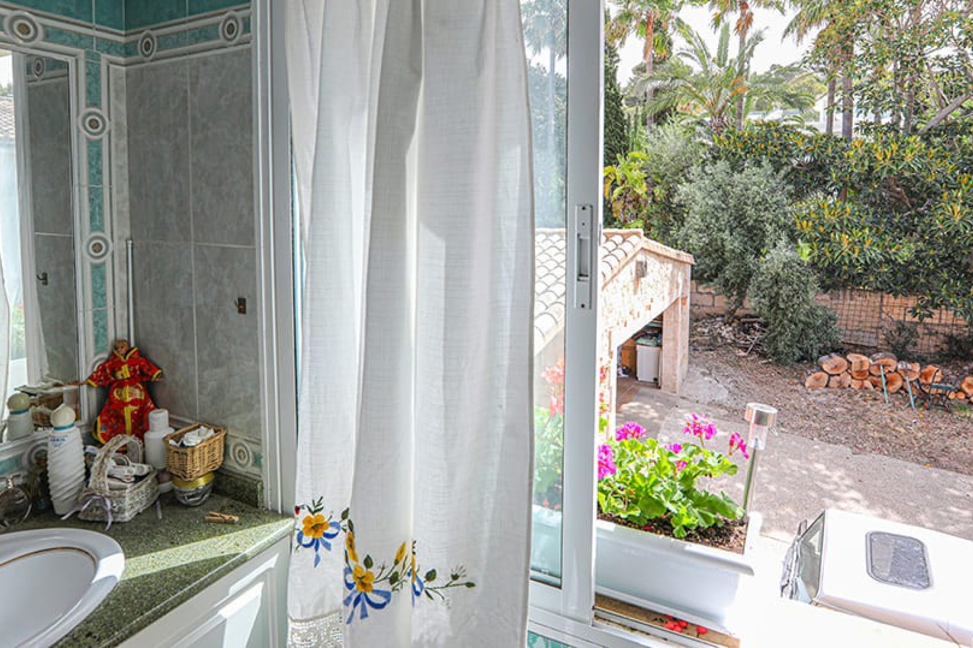 Resale - Villa - Santa Ponsa