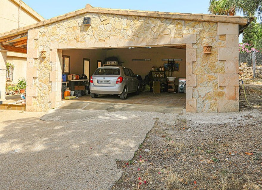 Resale - Villa - Santa Ponsa