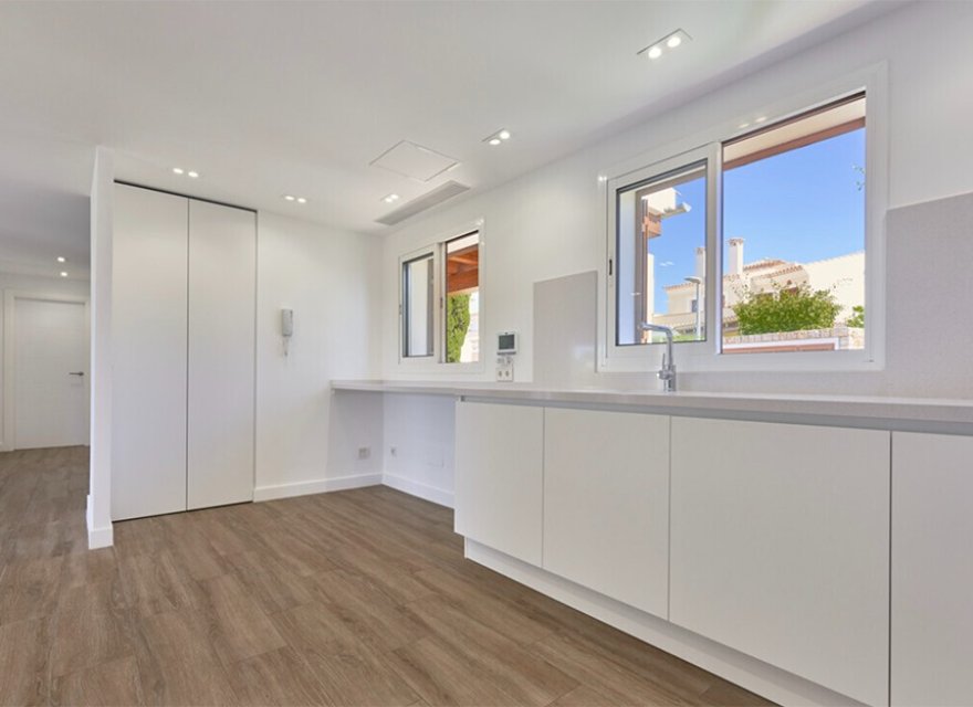 Resale - Villa - Santa Ponsa