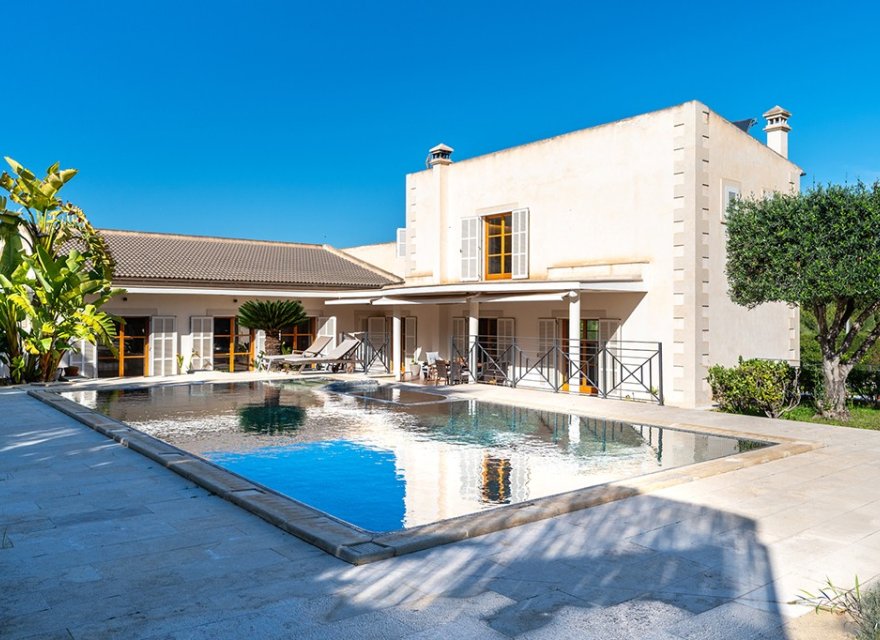 Resale - Villa - Santa Ponsa