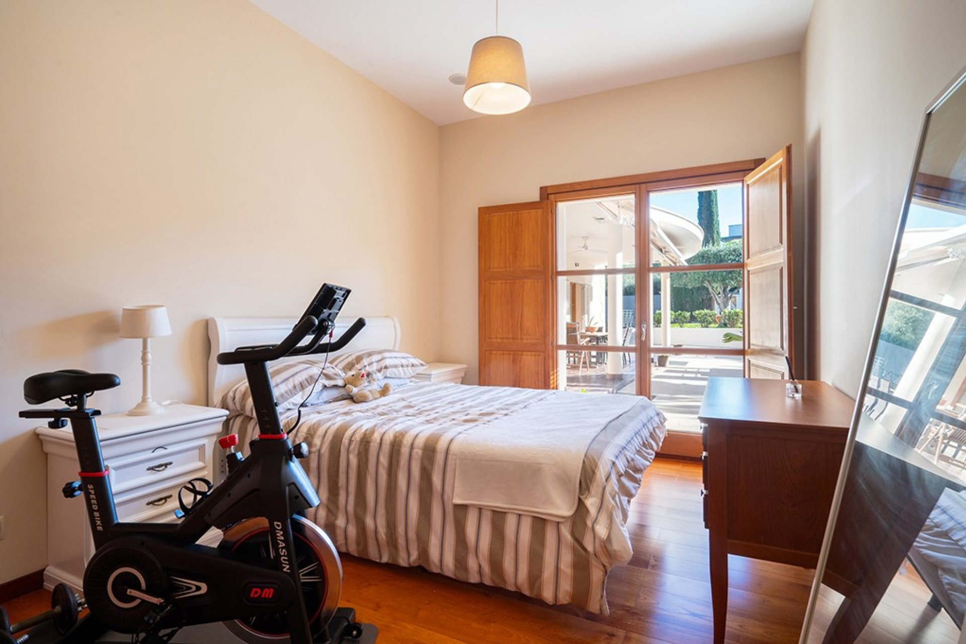 Resale - Villa - Santa Ponsa