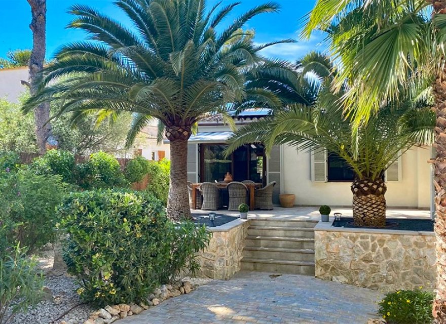 Resale - Villa - Santa Ponsa