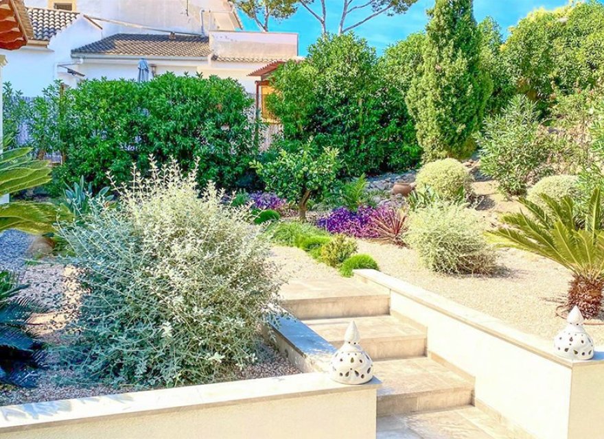 Resale - Villa - Santa Ponsa