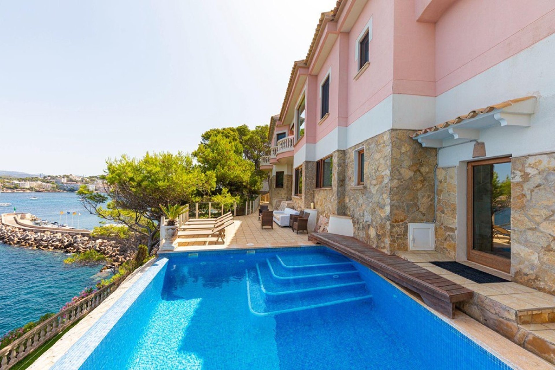 Resale - Villa - Santa Ponsa