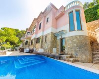 Resale - Villa - Santa Ponsa