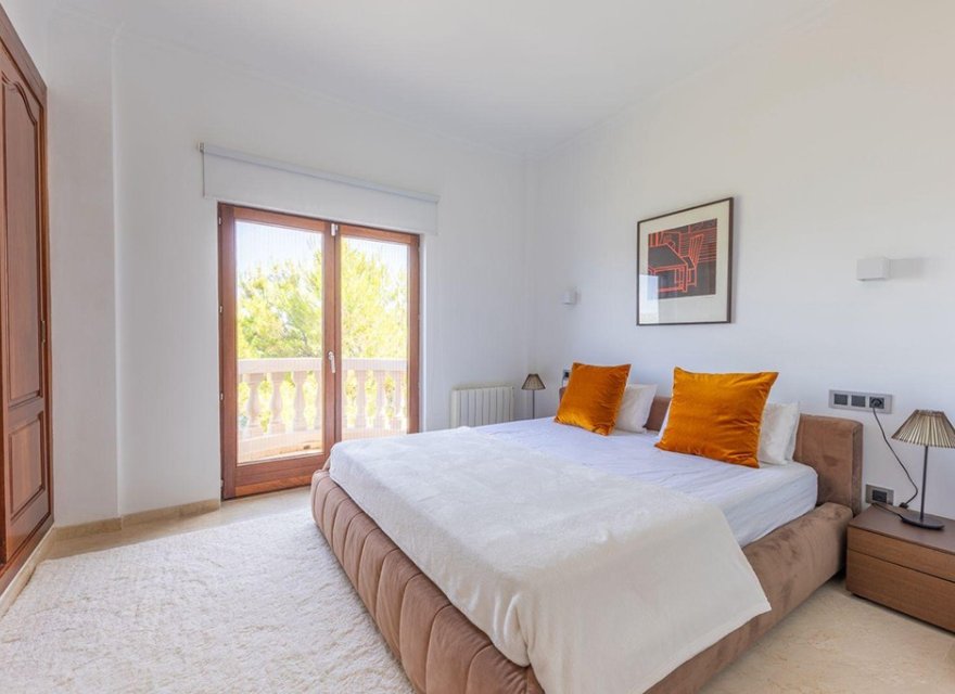 Resale - Villa - Santa Ponsa