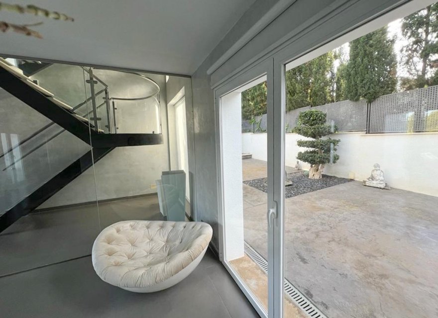 Resale - Villa - Santa Ponsa