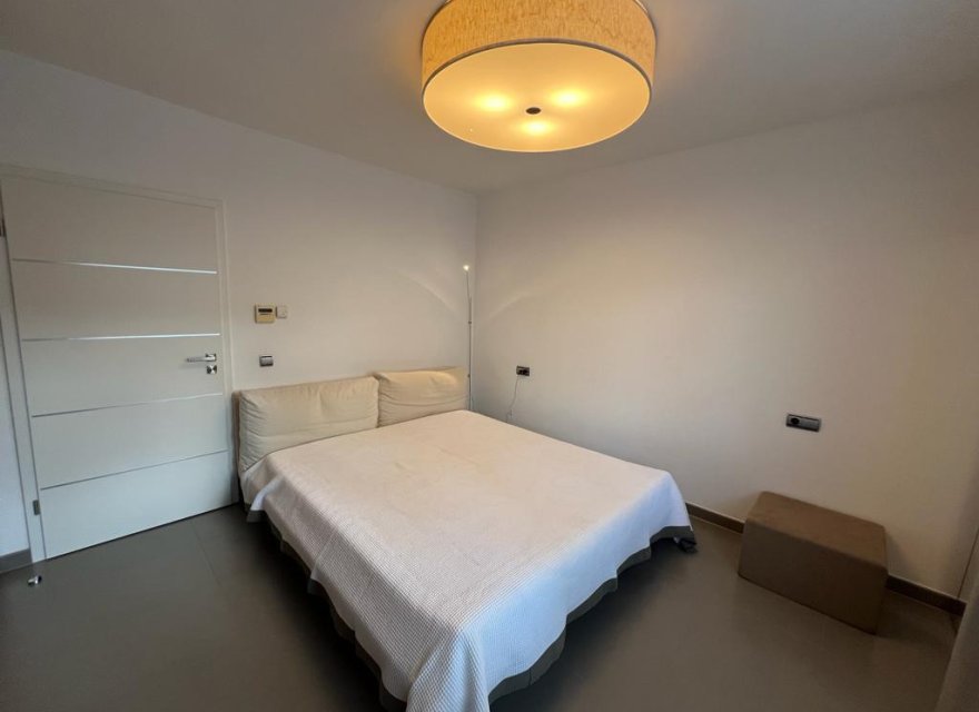 Resale - Villa - Santa Ponsa