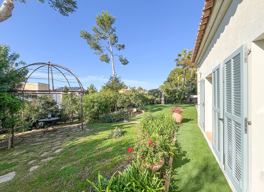 Resale - Villa - Santa Ponsa