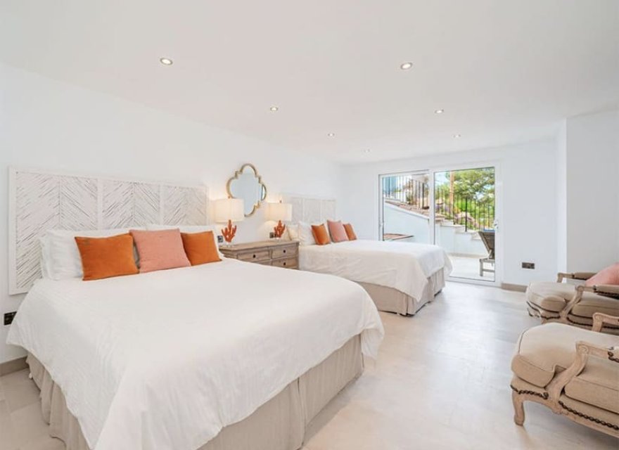 Resale - Villa - Santa Ponsa