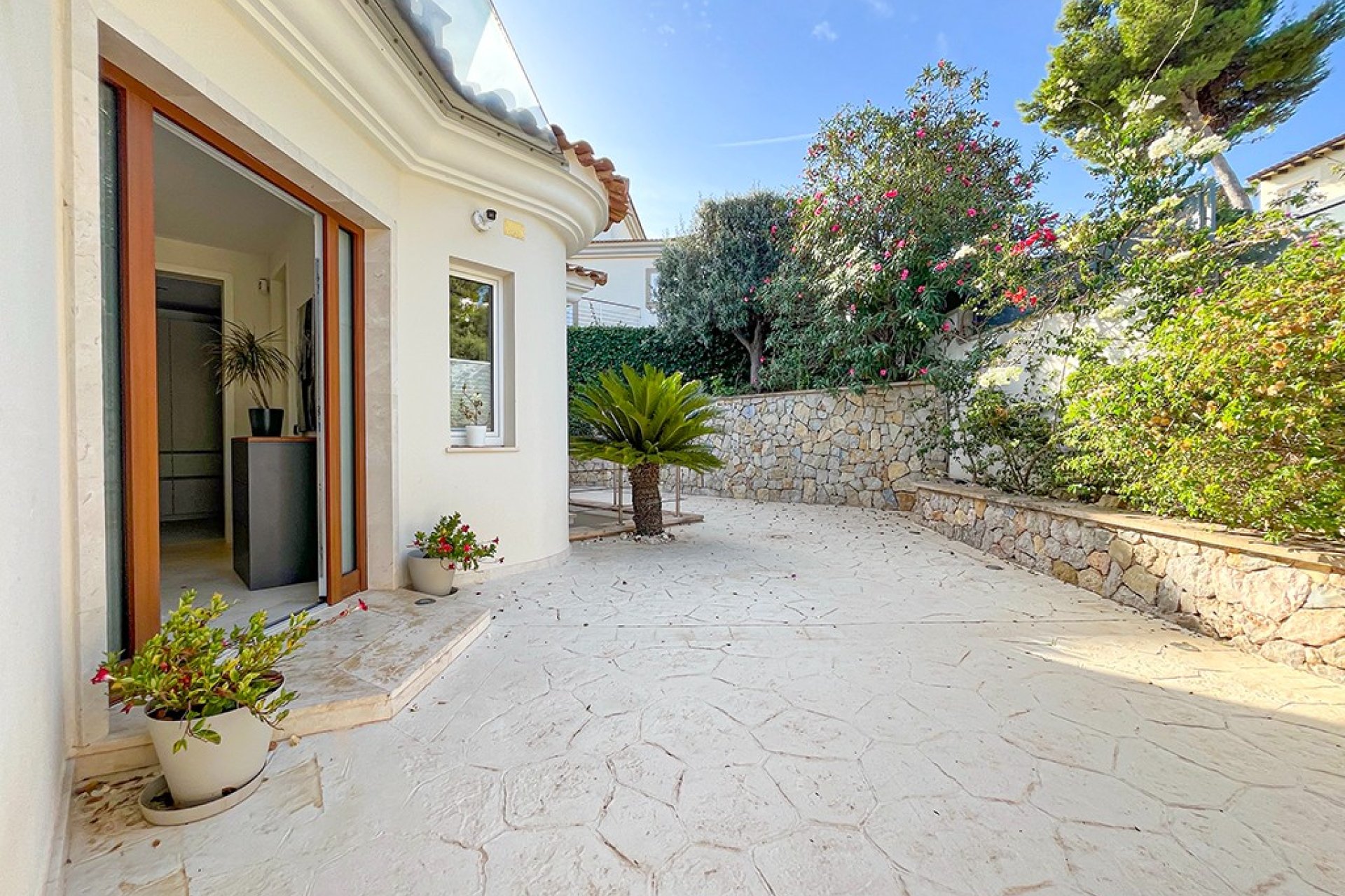 Resale - Villa - Santa Ponsa