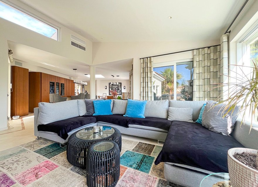 Resale - Villa - Santa Ponsa