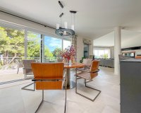 Resale - Villa - Santa Ponsa