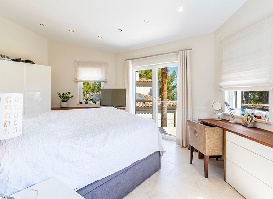 Resale - Villa - Santa Ponsa