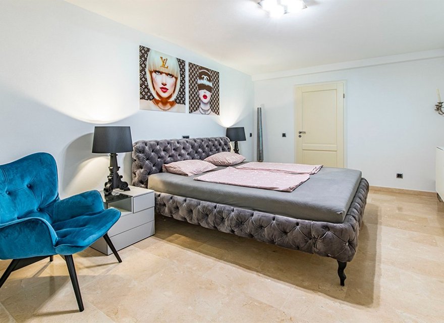 Resale - Villa - Santa Ponsa