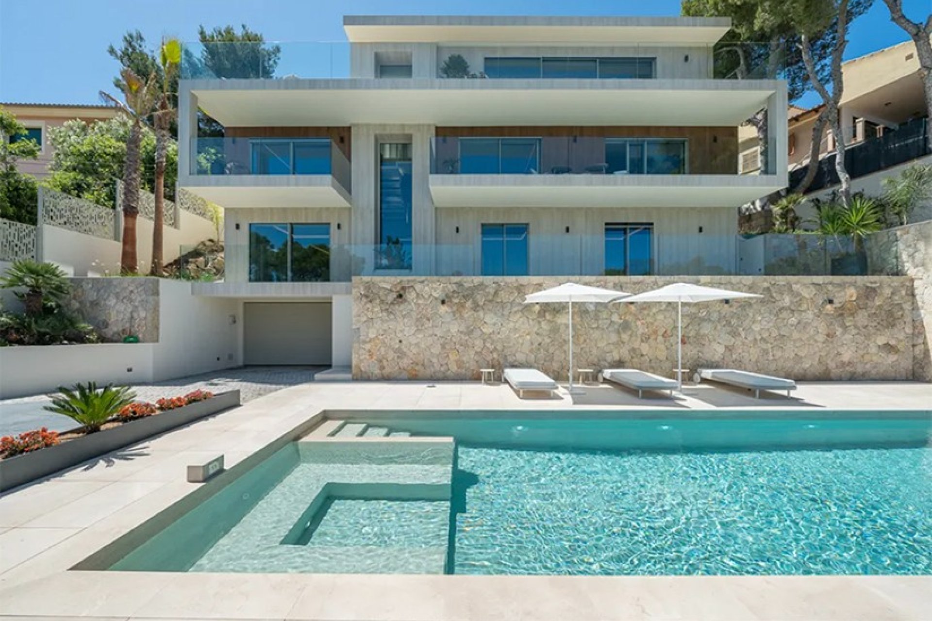 Resale - Villa - Santa Ponsa