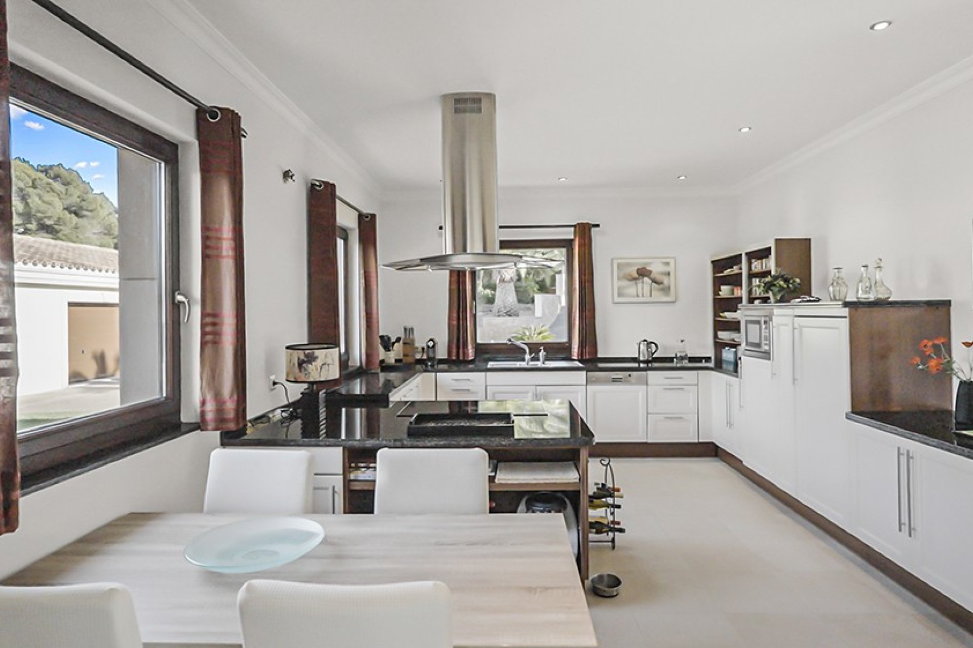 Resale - Villa - Santa Ponsa