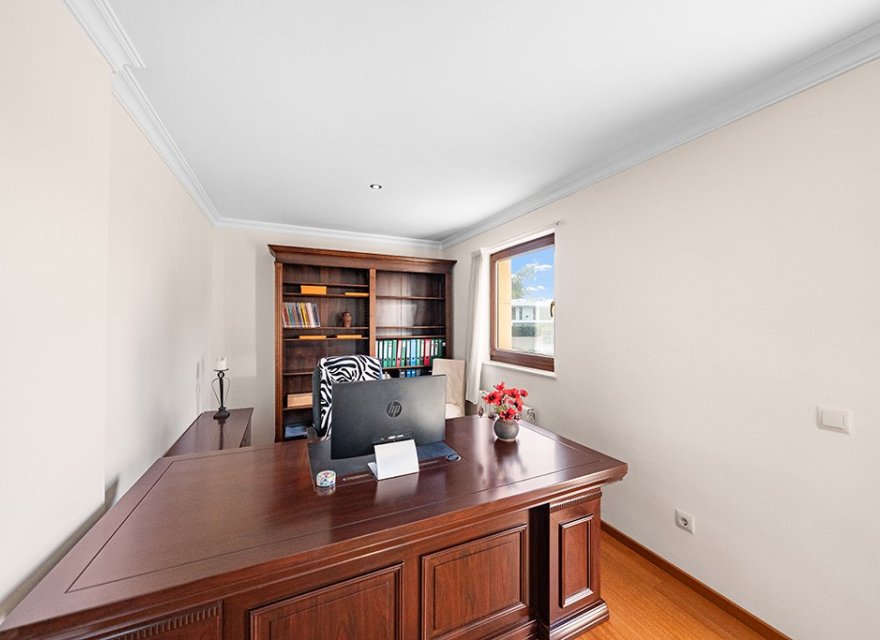 Resale - Villa - Santa Ponsa