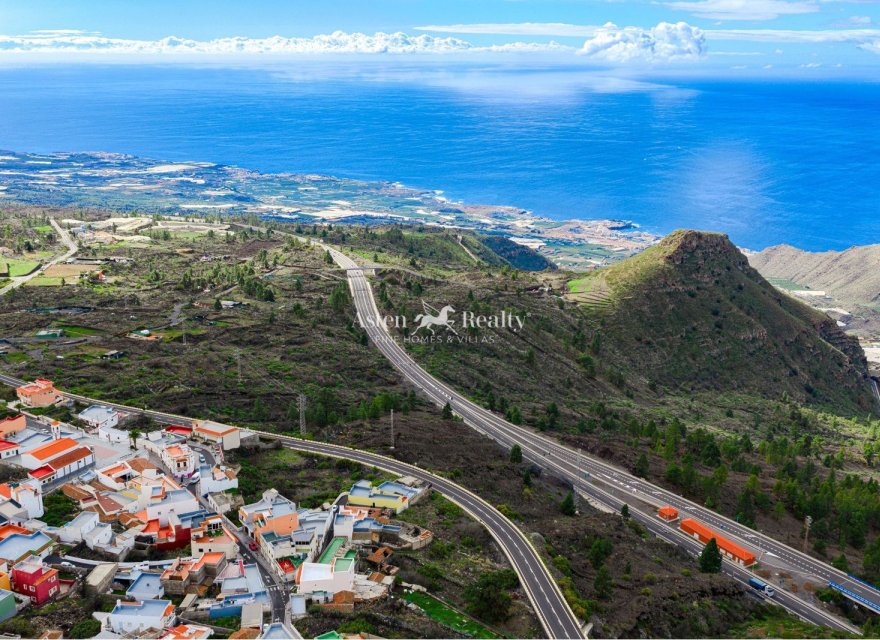 Resale - Villa - Santiago del Teide