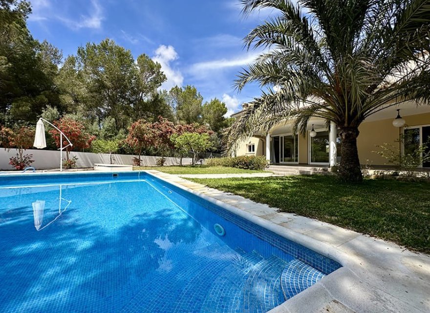 Resale - Villa - Sol de Mallorca