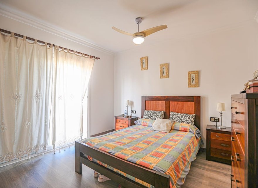 Resale - Villa - Son Ferrer