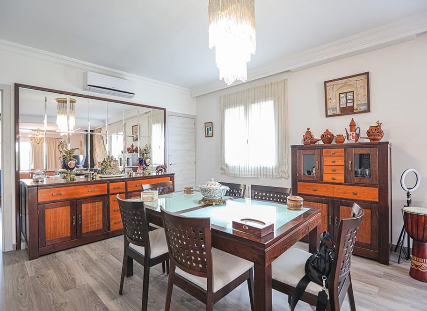 Resale - Villa - Son Ferrer