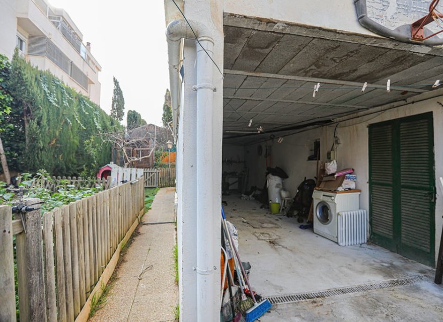 Resale - Villa - Son Ferrer