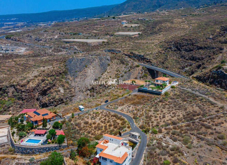 Resale - Villa - Tijoco Bajo