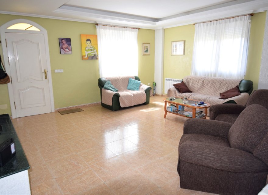 Resale - Villa - Torrevieja - Aguas Nuevas